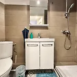 דירה Bottero, Studio Climatise ניס