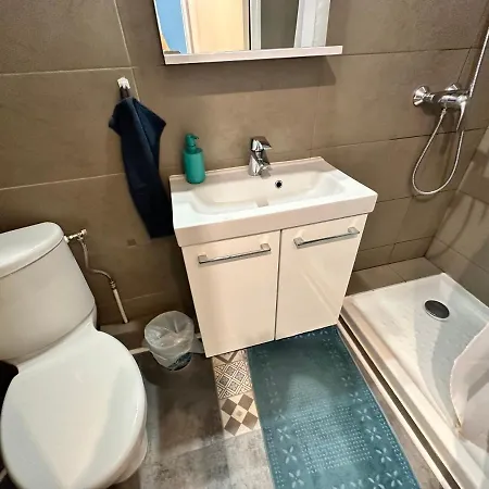 Bottero, Climatise, Parking Possible ニース